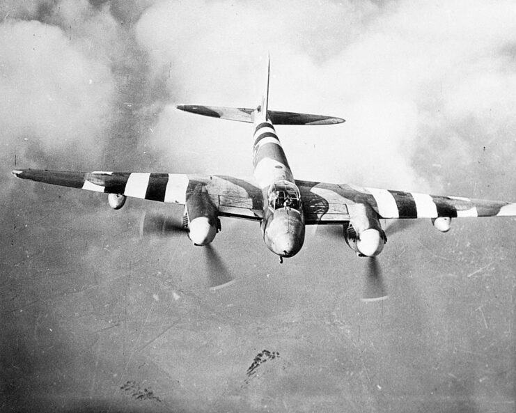 de Havilland DH.98 Mosquito in flight